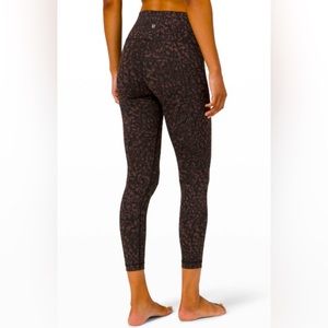 BNWT Wunder Under Full On Luxtreme leggings. Unfortunately too big for me.